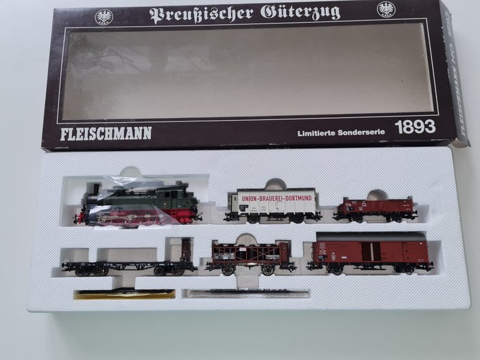 Image 2 of Fleischmann H0 - 1893 - Train set - Freight train with T16 - KPEV