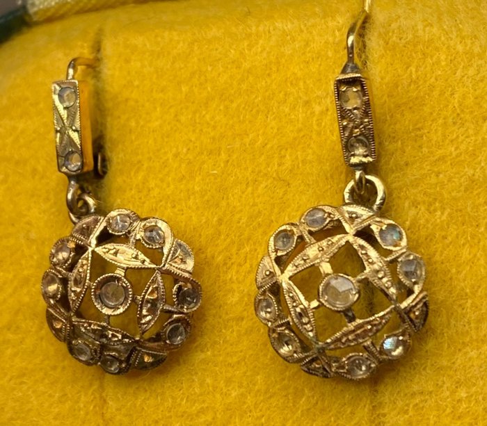 Image 2 of NO RESERVE PRICE - 18 kt. Yellow gold - Earrings - Diamonds