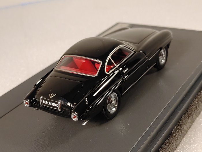 Image 2 of Matrix - 1:43 - Ghia Fiat 8V Supersonic 1954 - Limited Edition 177 or 408 Sold Out