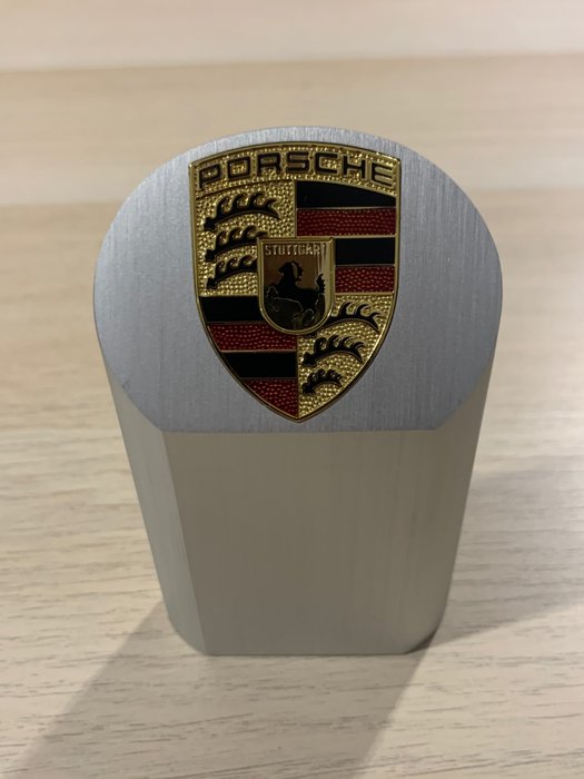 Preview of the first image of Decorative object - Fermacarte - Porsche - Porsche - After 2000.