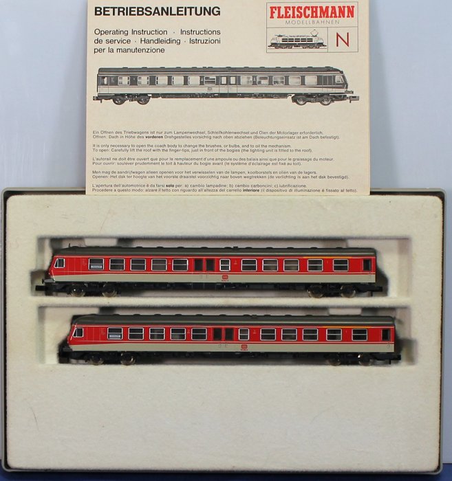 Preview of the first image of Fleischmann N - 7431 - Train unit - Two-part diesel train set BR 614 - DB.