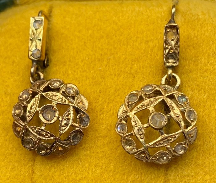 Image 3 of NO RESERVE PRICE - 18 kt. Yellow gold - Earrings - Diamonds