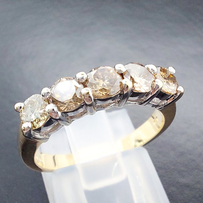 Image 3 of Vintage Eternity - 9 kt. Yellow gold - Ring - 1.00 ct - Fancy Brown Diamonds