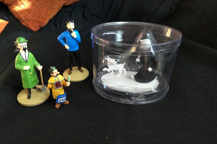 Image 2 of Tintin - Ensemble de 4 figurines Moulinsart