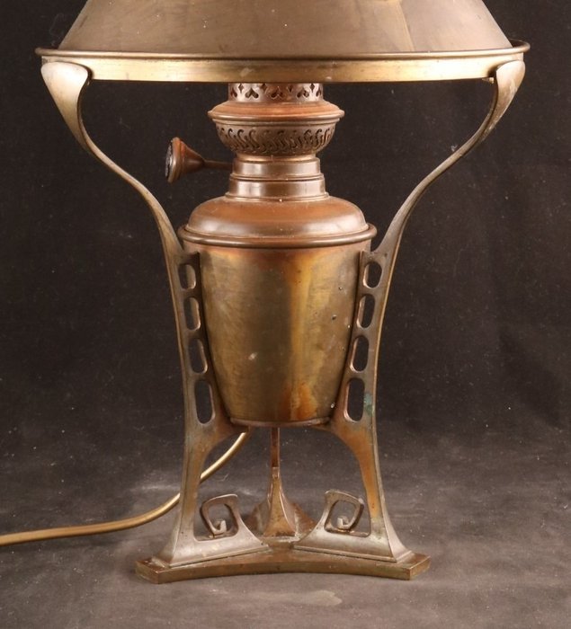 Image 3 of Antique copper Jugendstil lamp