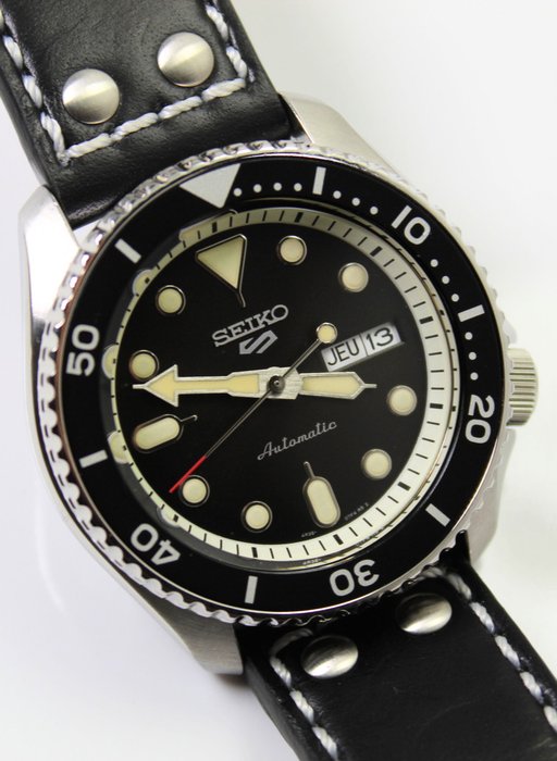 Preview of the first image of Seiko - Automatic - 4R36-07G0 - Men - 2011-present.