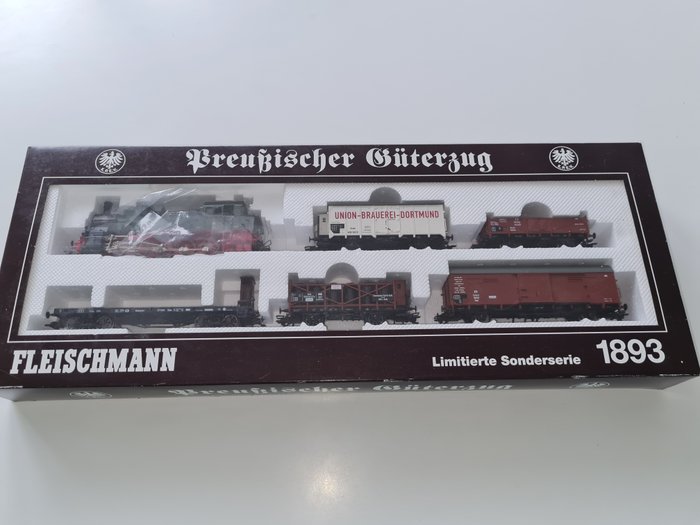 Preview of the first image of Fleischmann H0 - 1893 - Train set - Freight train with T16 - KPEV.