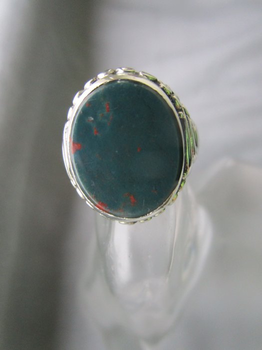 Preview of the first image of Signet Heliotrope - 925 Silver - Ring - Blood Jasper.