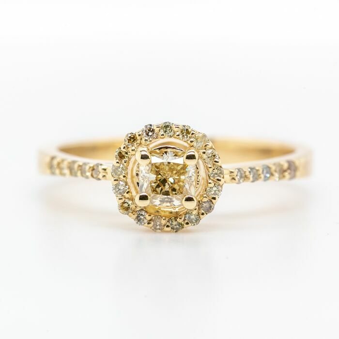 Preview of the first image of No reserve price - 0.58 tcw - 14 kt. Yellow gold - Ring Diamond.