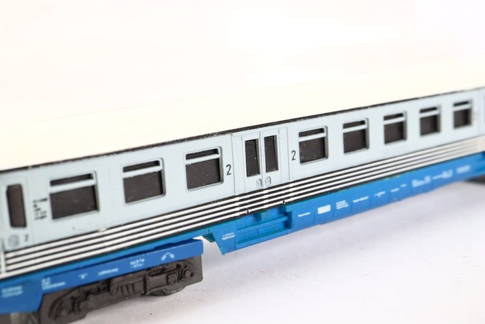 Image 3 of Piko N - 5/0649 - Train unit - Two-part train set VT 173 - DR (DDR)