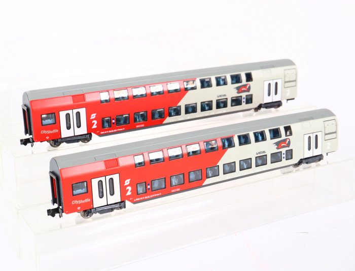 Preview of the first image of Minitrix N - Passenger carriage - Two double-decker carriages 'Wiesel' - ÖBB.