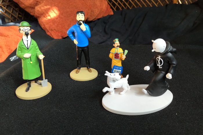 Image 3 of Tintin - Ensemble de 4 figurines Moulinsart