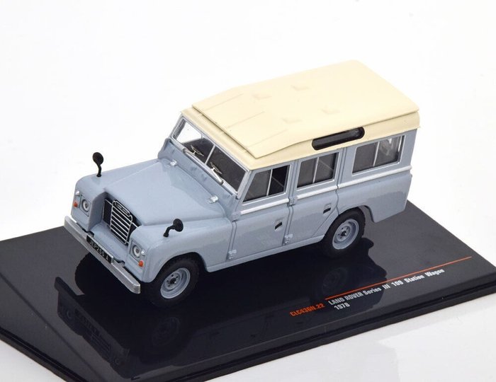 Preview of the first image of IXO - 1:43 - Land Rover Series III 109 Station Wagon 1978 - CLC436.