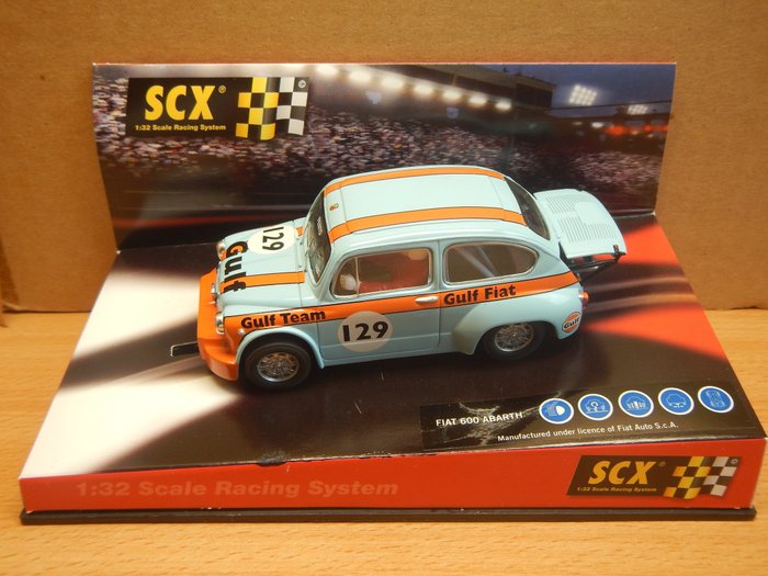 Preview of the first image of Scalextric SCX - 1:32 - Seat 600 ABARTH - GULF livery.