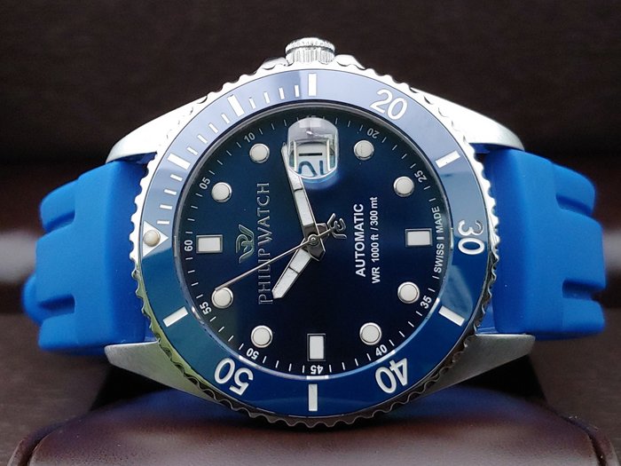 Image 3 of Philip Watch - Caribe Automatic - Diver 30ATM - WR 300 - 8223216002 - Men - 2011-present
