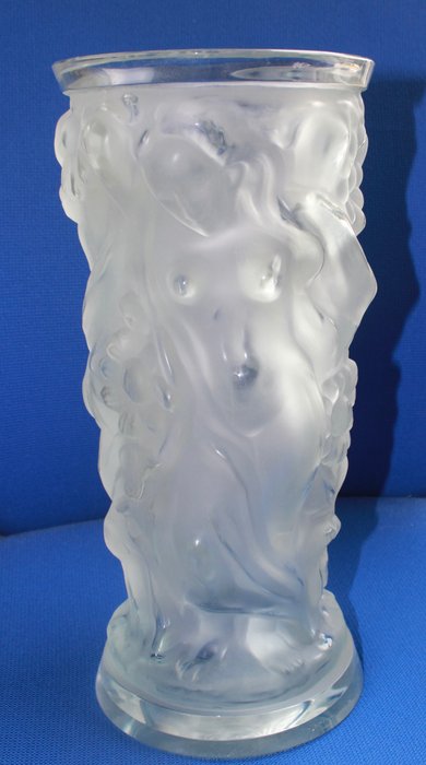 Preview of the first image of H. Hoffman / R Lalique ( repris ) - 35 cm high H. Hoffman / R Lalique ( repris ) - Vase (1).