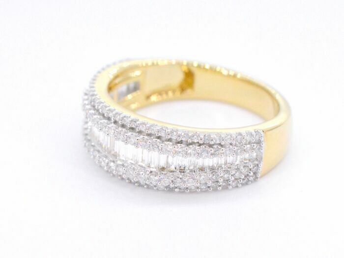 Preview of the first image of 14 kt. Gold - Ring Diamond.