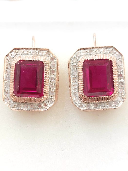 Preview of the first image of "NO RESERVE PRICE" - 9 kt. Pink gold, Silver - Earrings - 3.00 ct Ruby - Diamonds.
