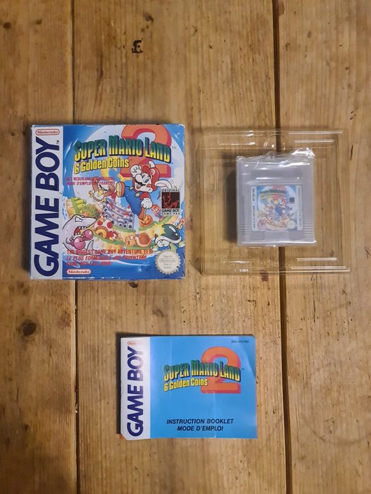 OLD STOCK Extremely Rare Nintendo Game Boy Super Mario Land 2: 6 golden coins First edition FAH - Nintendo Gameboy, boxed with game, Inlay,  box protector and manual - Videospil - I original æske