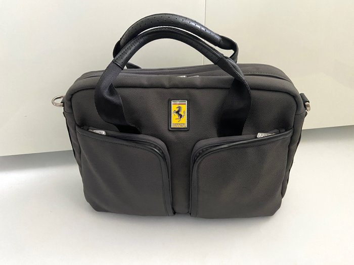 Preview of the first image of Accessory - Original FERRARI Nylon/Leather Laptop Business Bag - Luggage Shoulder Bag - Ferrari - A.