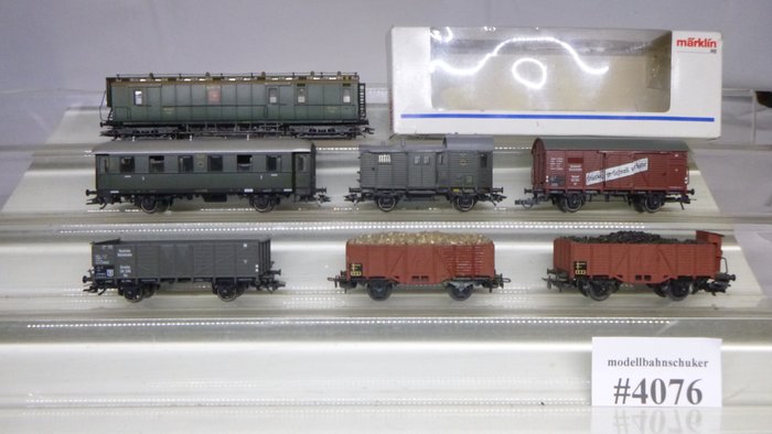 Preview of the first image of Märklin H0 - aus Set 2925/4229/311 - Freight carriage, Passenger carriage - 7-part combination of R.