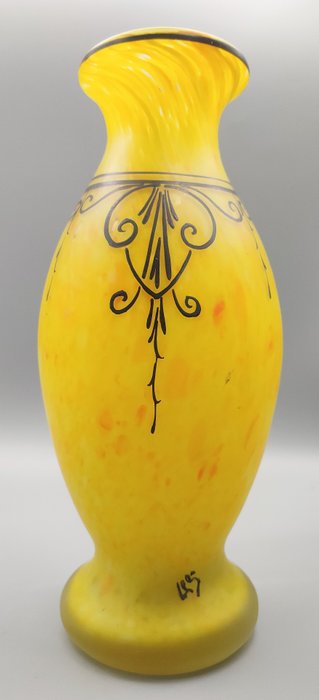 Preview of the first image of LEGRAS (1839-1916) - Art Deco blown glass vase "Canary yellow" enamelled with stylized arabesque -.