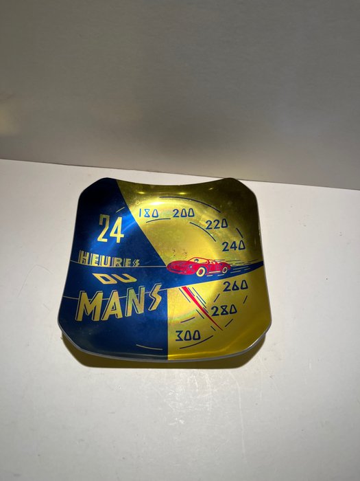 Preview of the first image of Decorative object - Cendrier - 24 Heures Du Mans - 1960-1970.