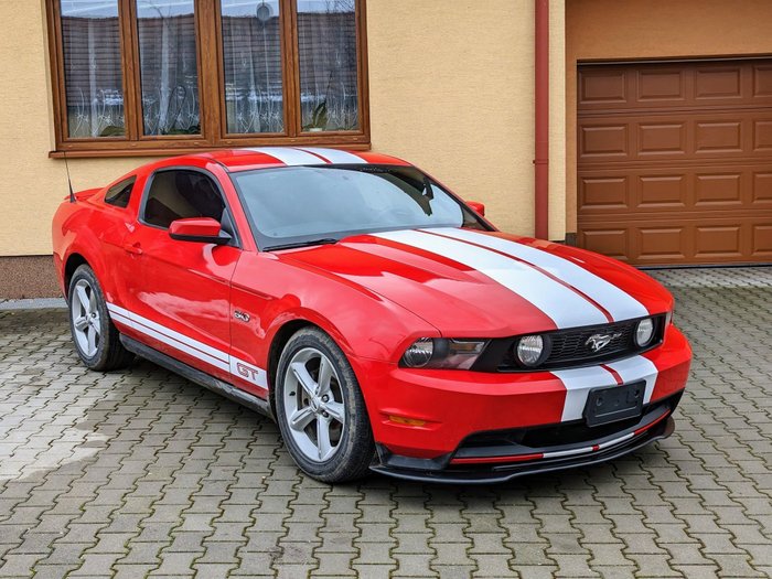 Preview of the first image of Ford USA - Mustang GT 5.0 Coyote V8 Race Red - 2012.