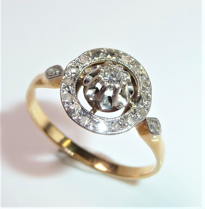 Preview of the first image of 18 kt. Platinum, Yellow gold - Ring - 0.25 ct Diamond.