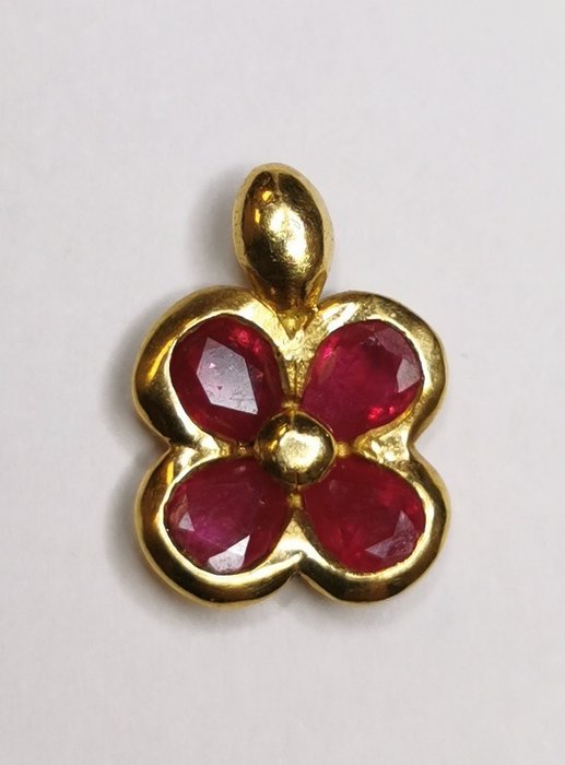 Preview of the first image of 18 kt. Gold - Pendant - Rubies.