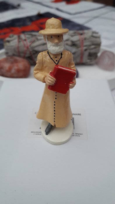 Preview of the first image of Tintin - Figurine Moulinsart 46510 - Carte de vœux 1972 - Père missionnaire - (2018).