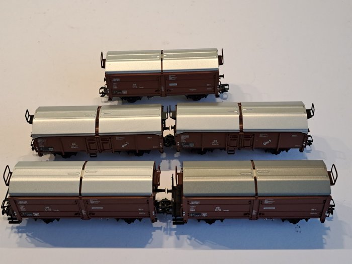 Image 2 of Märklin H0 - 00769/4919/29820 - Freight carriage - 5x sliding roof wagon, 1x with end light - DB