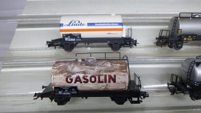 Image 2 of Fleischmann, Märklin, Roco, Trix H0 - Freight carriage - 8 piece mix tanker train set - # 4078 - DB