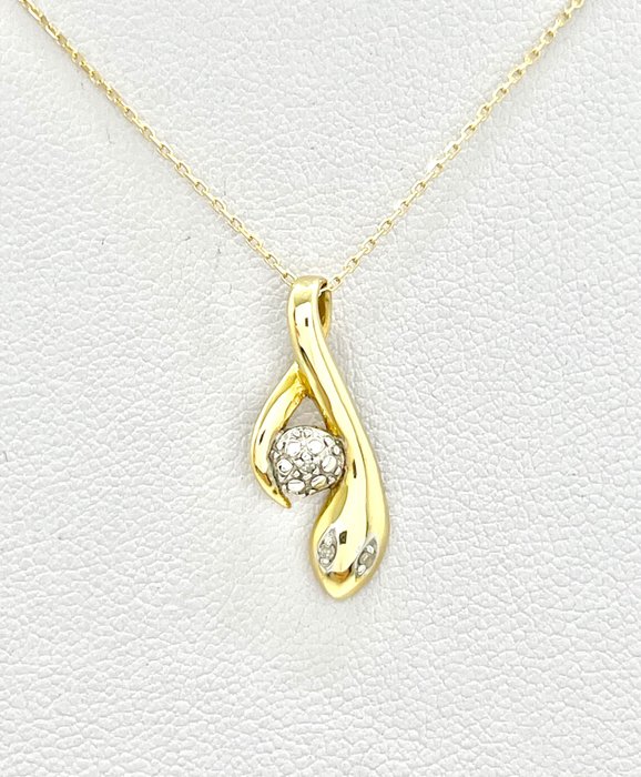 Preview of the first image of "NO RESERVE"Serpent - 18 kt. Yellow gold - Necklace with pendant - Diamonds.