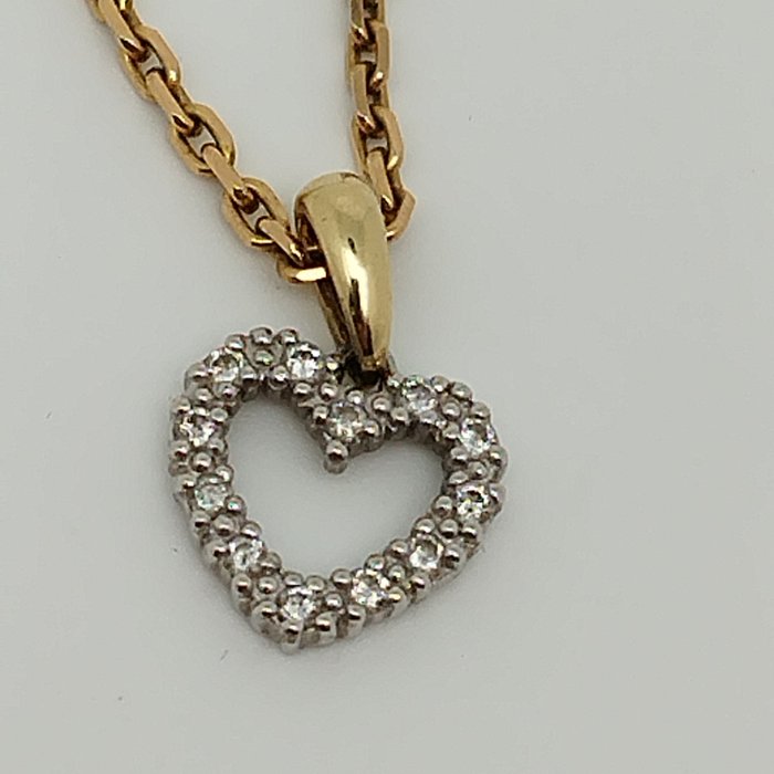 Preview of the first image of 14 kt. Gold - Necklace with pendant - 14.00 ct Diamond - Diamonds.