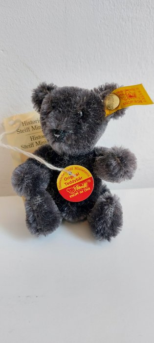 Preview of the first image of Steiff - Vintage - 030567 - Bear Steiff Mini Historical 84-85 - 1990-1999 - Germany.