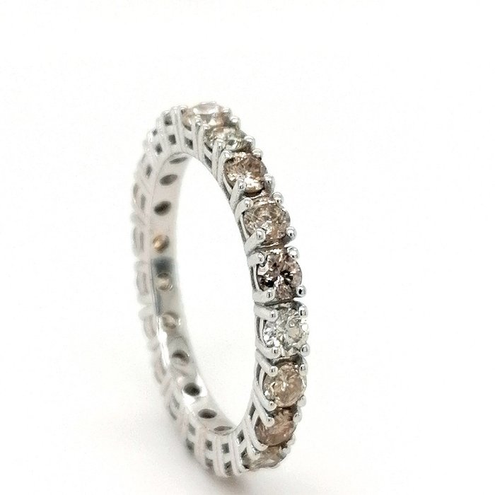 Preview of the first image of ***no reserve price* White gold - Eternity ring - 1.67 ct Diamond.