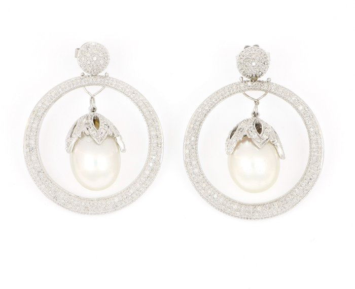 Preview of the first image of " No Reserve Price " - 14 kt. Akoya pearls, White gold - Earrings - 3.00 ct Diamond.
