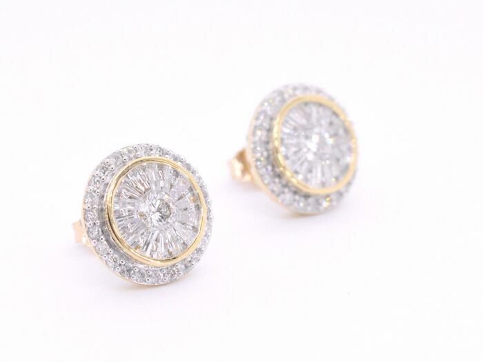 Preview of the first image of 14 kt. Gold - Earrings Diamond.