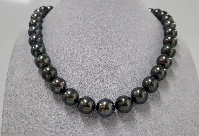 Preview of the first image of Pearl Science Lab Certificate - Tahitian Pearls 10.6x12.3mm - 14 kt. White gold - Necklace.