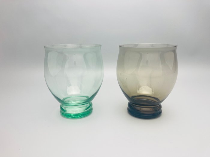 Preview of the first image of A.D. Copier - Glasfabriek Leerdam - Art Deco Vases (2).