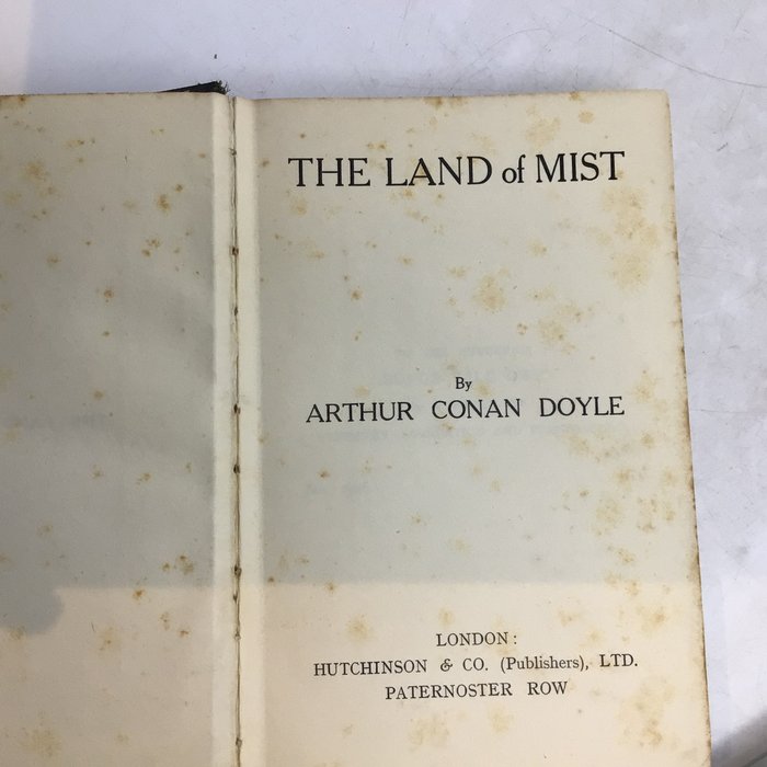 Image 3 of Arthur Conan Doyle - The Land of Mist - 1926