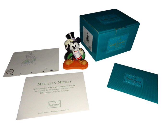 Preview of the first image of Walt Disney Classics Collection (WDCC) - Magician Mickey "Membership Sculpture" + Pin + Print - (19.