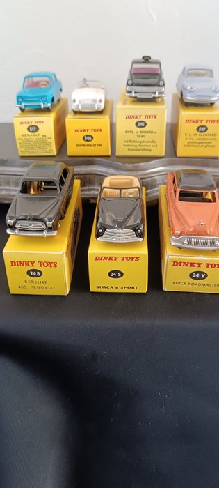 Image 3 of Atlas-Dinky Toys - 1:43 - Peugeot, Simca, Buick, Austin, Renault, Panhard - No. 517/546/547, No. 24