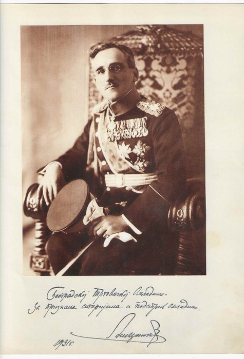 Preview of the first image of Alexandre Ier - roi de Yougoslavie - belle photographie dédicacée - 1931.