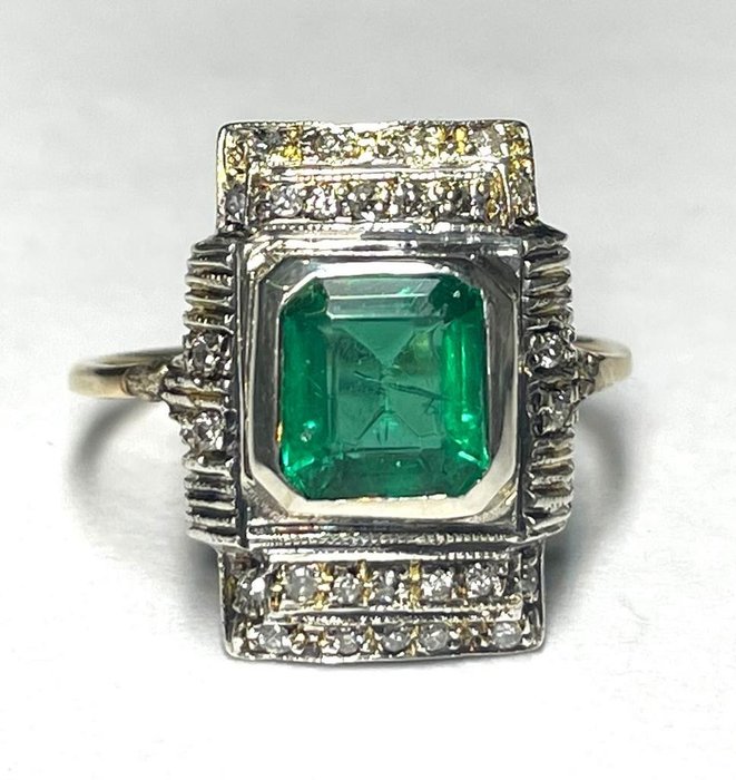 Preview of the first image of senza prezzo di riserva - 14 kt. Gold, Silver - Ring - 2.05 ct Emerald - Diamonds.