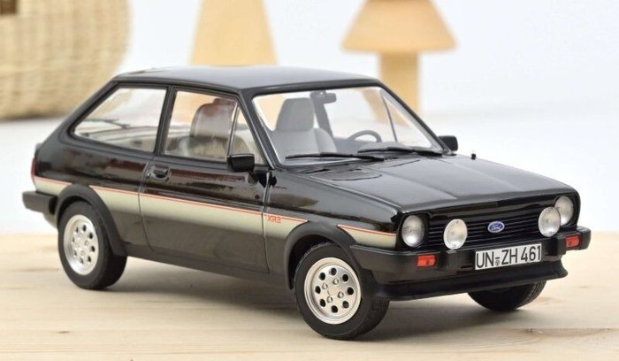 Preview of the first image of Norev - 1:18 - Ford Fiesta XR2.