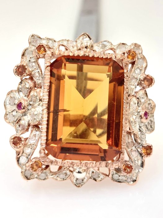 Preview of the first image of "NO RESERVE PRICE" - 9 kt. Pink gold, Silver - Ring - 10.00 ct Topaz - Diamonds, Rubies, Topaz.