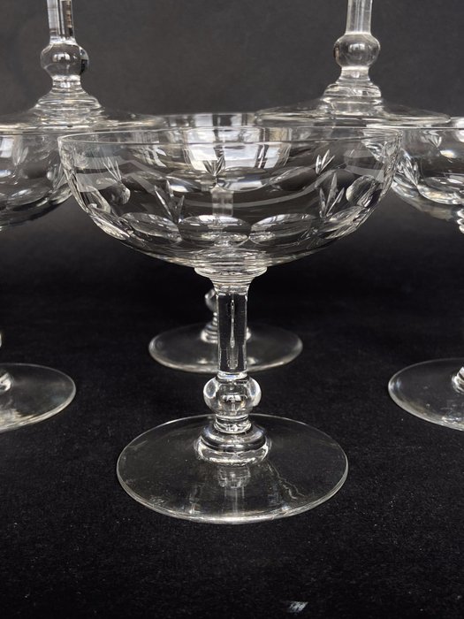 Image 2 of Baccarat - Superb series of 6 champagne glasses - "Scales and palmettes" model - Cut crystal - 1900