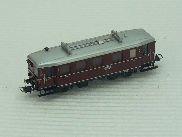Image 2 of Trix H0 - 2470 - Diesel locomotive - VT 75 and VB 140 - DB